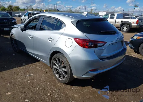 2018 Mazda Mazda3 Touring из США, поврежденный, VIN 3MZBN1L38JM266657